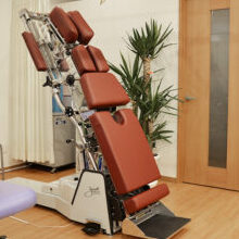 カイロプラクティックテーブル